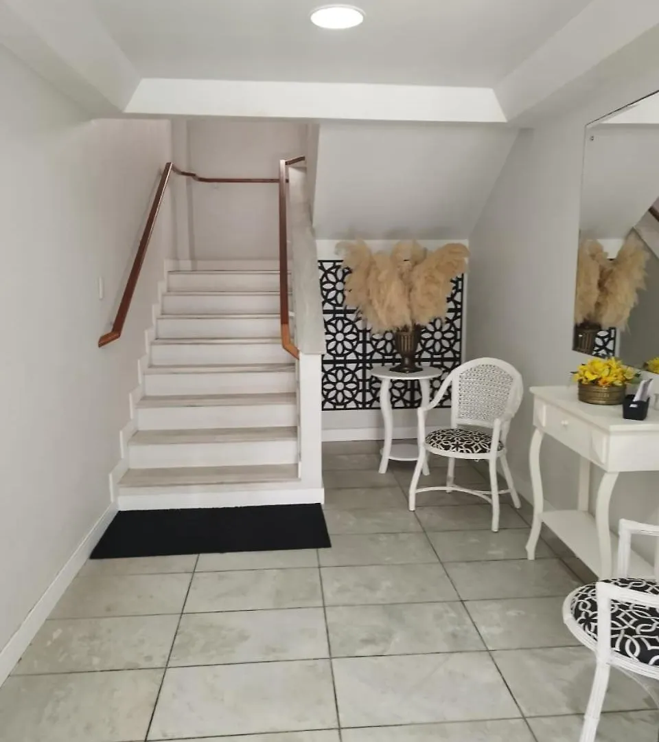 Apartamento De Praia No Centro Itapema Brasil